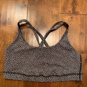 lululemon sports bra
